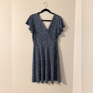 kaileigh Blue and White Tie Waist Dress Size M